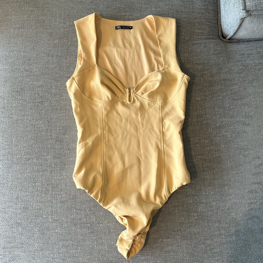 Zara bodysuit yellow size M